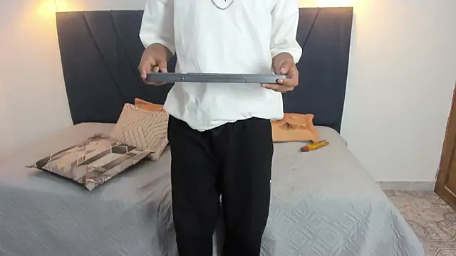 jacob_cum23 live cam on StripChat