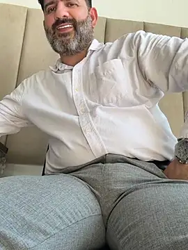Hairy_Dad86 live sex cam