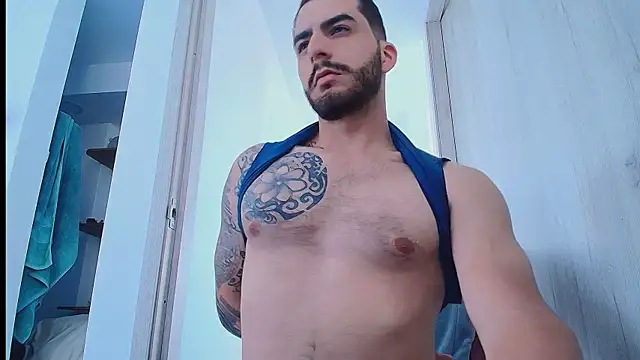thomas_gun - Thomas_gun's free webcam - UK Sex Cams