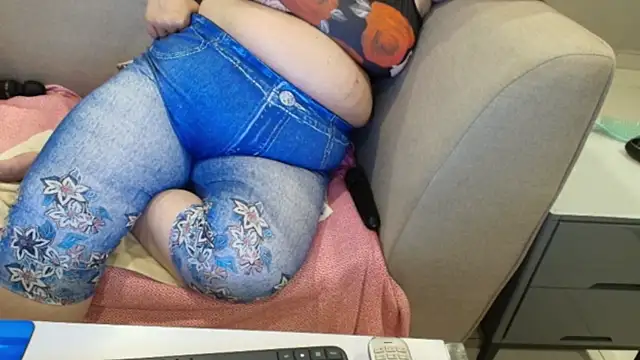 HotBiPaar live cam on StripChat