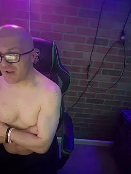 chronic_vibez live cam on StripChat