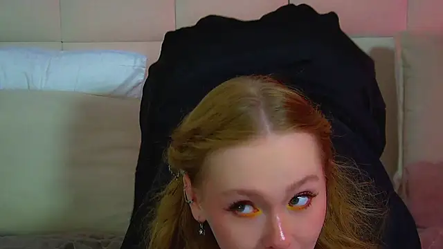 AgataFoxley webcam
