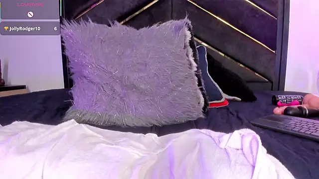 april_jones05 webcam