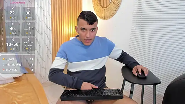 Chris_vega_ webcam