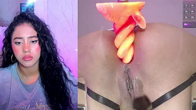 NicoleJons_ webcam