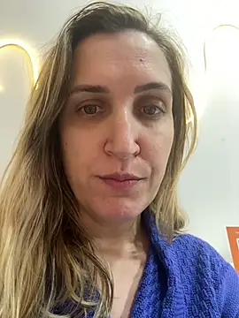 Bia_sexynovaes webcam