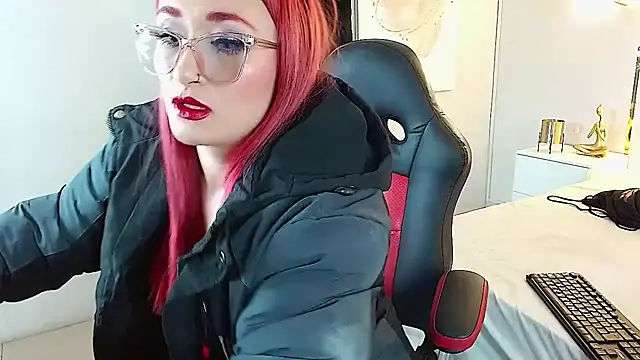 Lilith_NoirF webcam