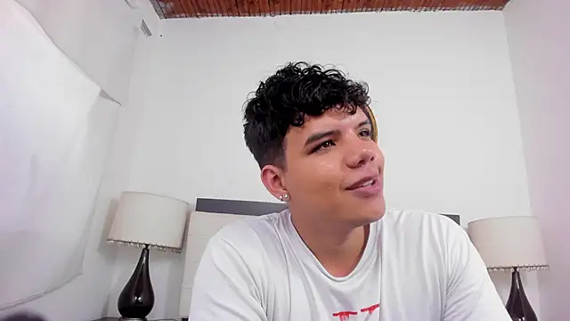 Axel_Forte live cam on StripChat