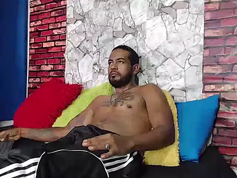 BladeFoxxx1 live cam on StripChat