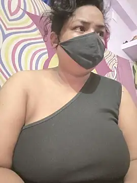 Deborbhavi222 webcam