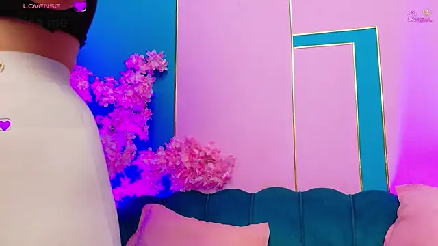 AriannaSins webcam