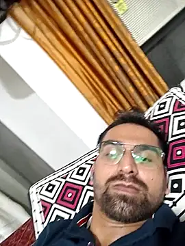 RonitVora webcam