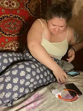 Nenssy555 webcam