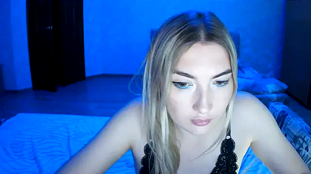 Mira_royy webcam