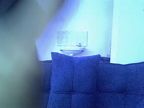 Thee_Biggest webcam