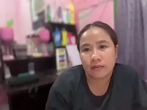 ur_asianyumi webcam