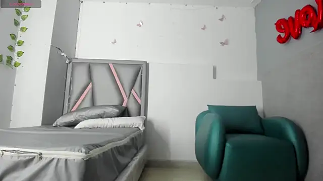 Mia_Salome23 webcam