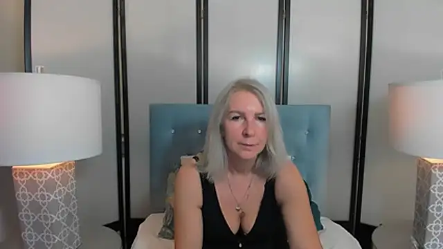 EricaTop webcam