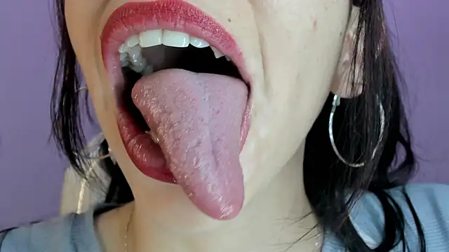Katty_mouth live cam on StripChat