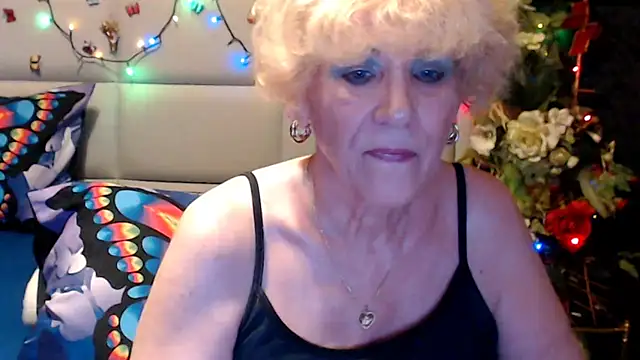 HappyWomanOn