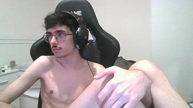 gabrielNovin17cm webcam
