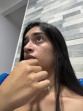 leilani_X webcam