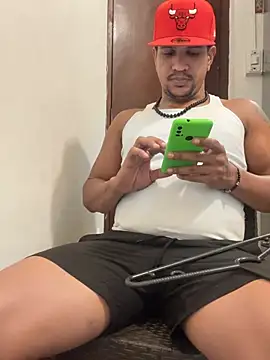 bigdick211292 webcam