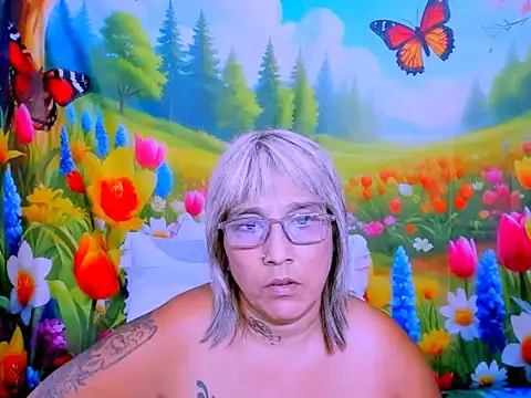 indianroxy - Indianroxy's free webcam - UK Sex Cams