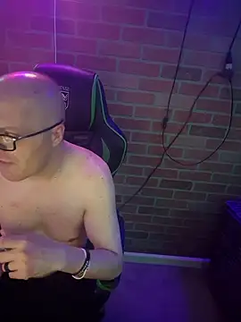 chronic_vibez live cam on StripChat