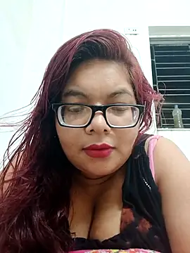 Elie_Hallway live cam on StripChat