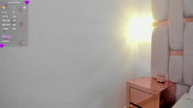 sarah_miller3 live cam on StripChat