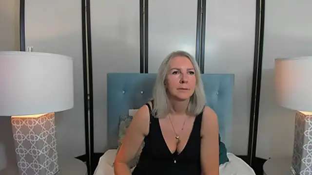 EricaTop webcam