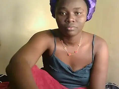 roziebeauty live cam on StripChat