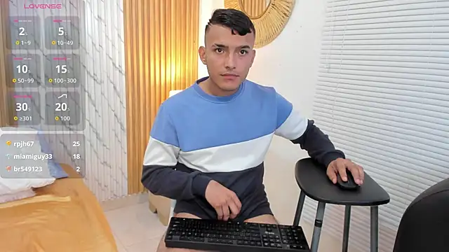 Chris_vega_ webcam