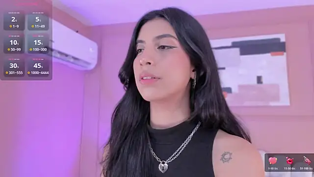 zia_cooper webcam