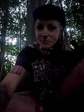 Purple_Coffin666 webcam
