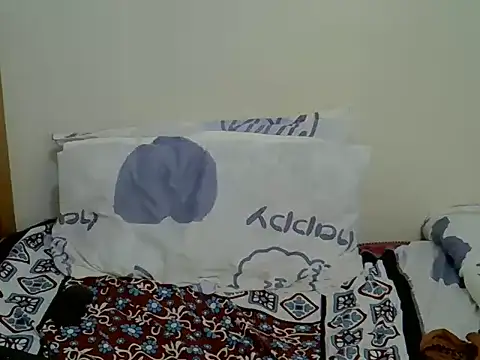 Trixiepixy webcam
