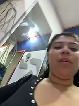emilyjohanson - Emilyjohanson's free webcam - UK Sex Cams
