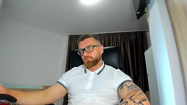 Findom_guy webcam