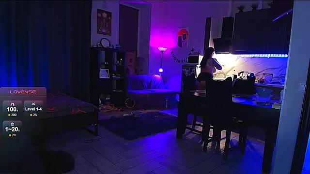 NicoleFancy live cam on StripChat