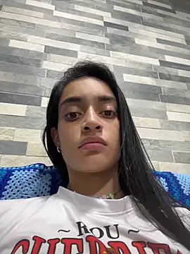 leilani_X webcam