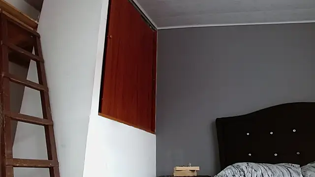 Emilia_1995 webcam