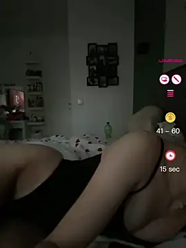 chaanntyy live cam on StripChat