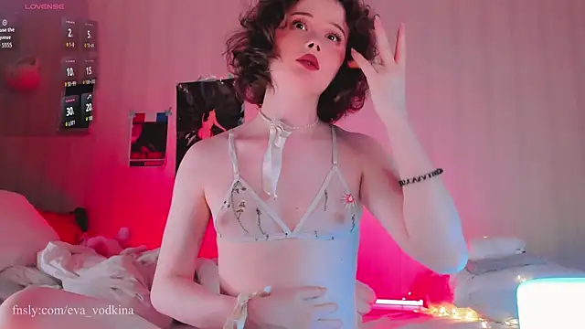 eva_vodkina webcam