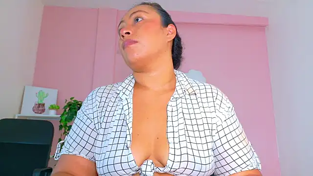 SeleneGibson__ webcam