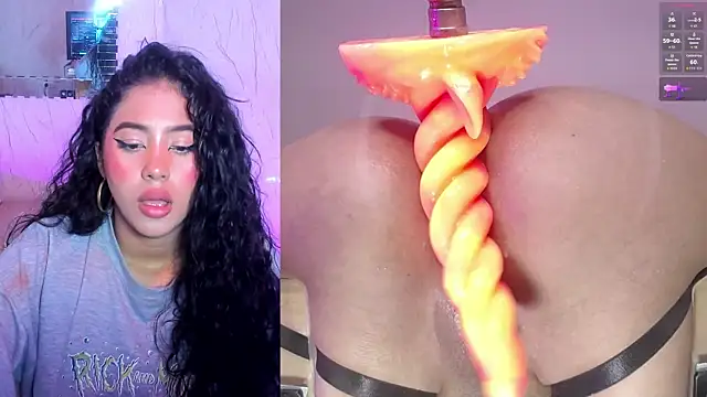 NicoleJons_ webcam