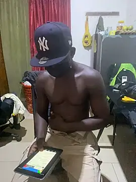 Pornhouse420 webcam