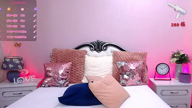 FoxxyClarise webcam