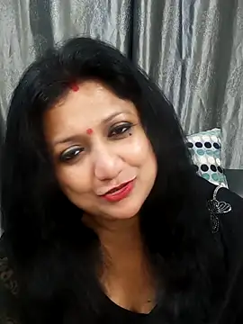 Sexy_rii live cam on StripChat