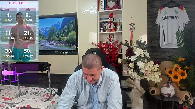 SpartacusDaddy48 webcam